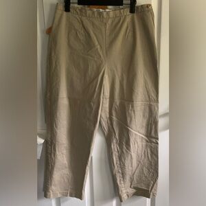 Tommy Hilfiger Golf Women's flat front Khaki Tan/Chino Pants Size 12